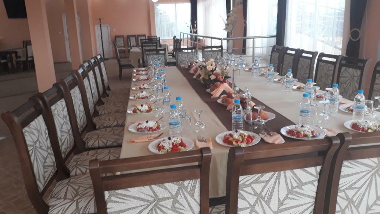 Hotel Safi Dospat Exterior foto